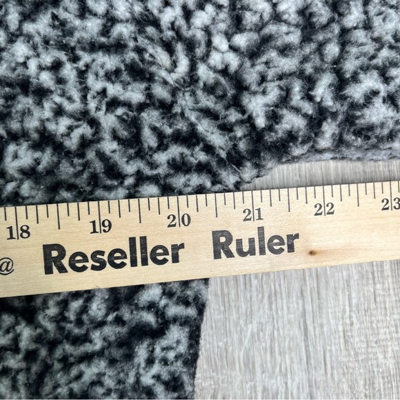 Michigan State Spartans Sherpa 1/4 zip Sweater - Picture 10 of 11